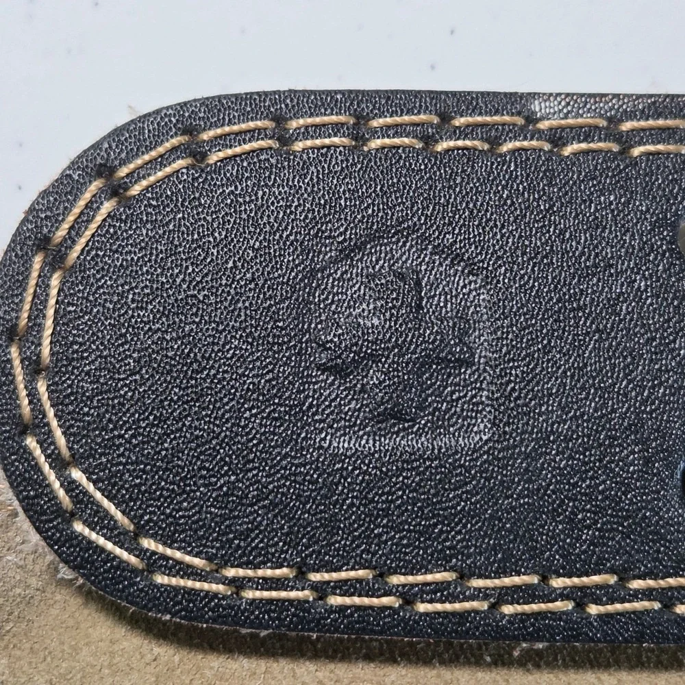 Harbinger 4 Inch Padded Leather Weightlifting Belt Mens Medium Black Gym Support